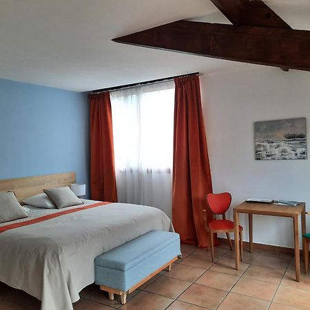 Le Clos Des Chenes Lagarde-Pareol Zewnętrze zdjęcie